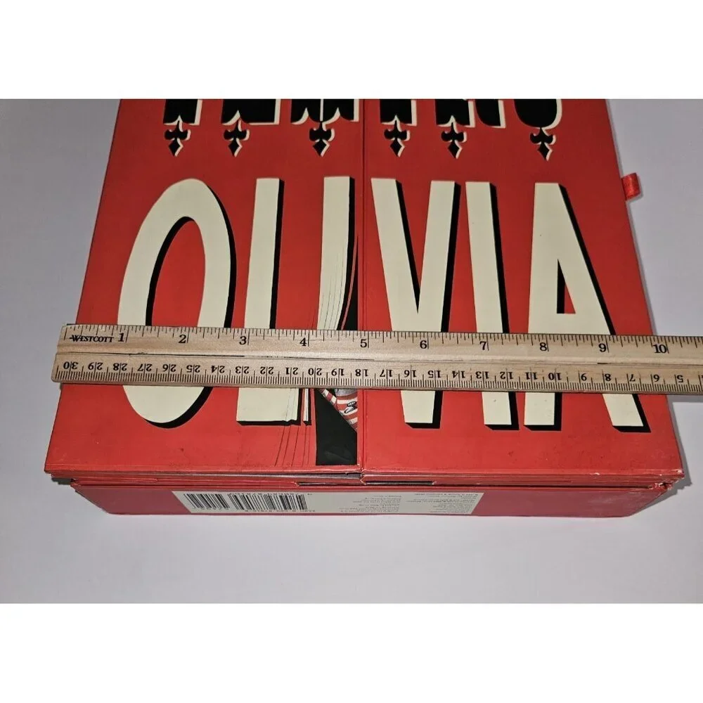 Olivia teatro 2004
